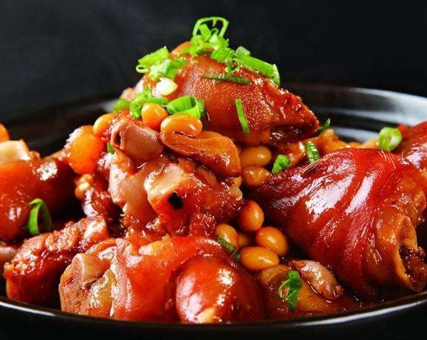 76. 红烧猪脚 Braised Pork Trotters